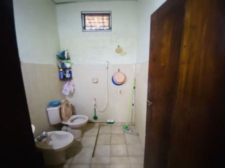 Bathroom - Livable House in 12P Land at LAND VALUE Close to Galle Road, Ratmalana