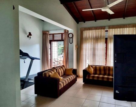 Living Room - (HL35332) 4 Bedroom House for Sale in Boralesgamuwa