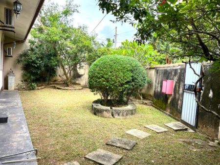 Garden - Semi-Furnished House for Rent in High-Residential Area + Solar Power: Available - Nugegoda 