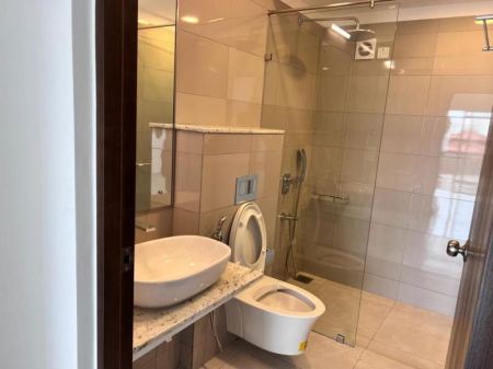 Bathroom - 2 Bedroom Iconic Galaxy Apartment for sale in Rajagiriya