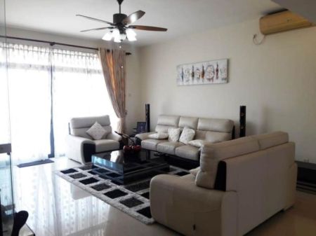 Living Room - 4 Bedrooms Apartment For Sale In Havelock City Colombo 05