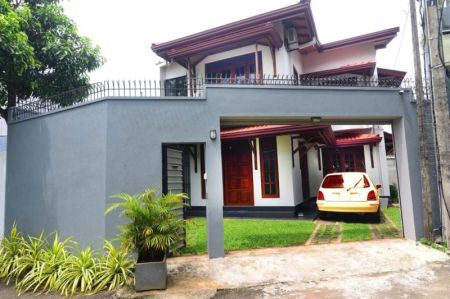 Exterior - ￭ Elegant 4 Bedroom House For Sale ￭ Rajagiriya ￭ (NK560)