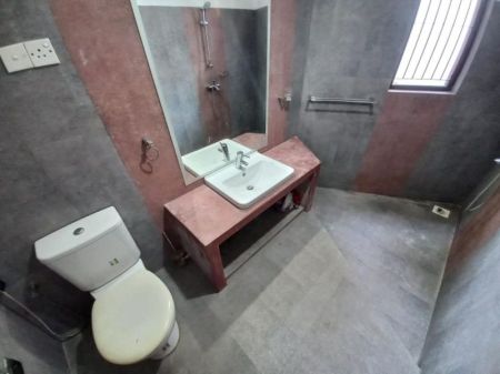 Bathroom - Luxury House for SALE in Nawinna, Maharagama / 54 Million