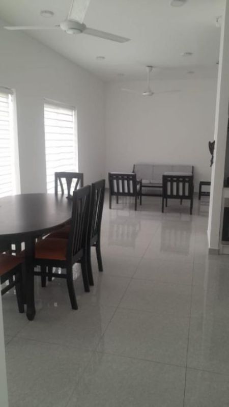 Dining room - 3 Bedroom apartment for rent in Colombo 4 for Rs. 2.50 lakhs (Per Month)