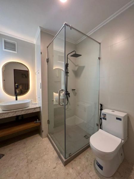 Bathroom - Empire Residencies - Luxury Apartment for rent in Colombo 2 