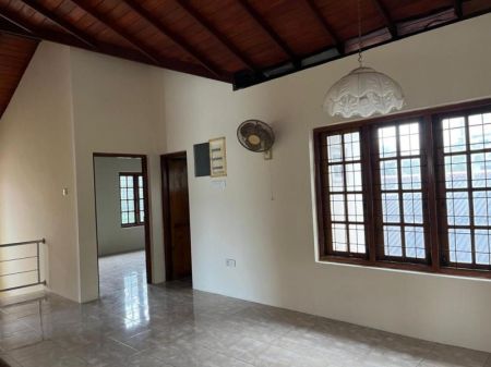 Living Room - 3 Bedroom House For Sale in Battaramulla