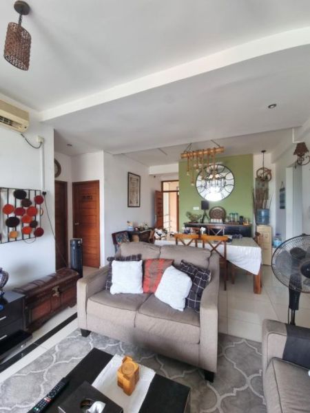 Living Room - Beautiful 3 Bedroom APARTMENT for SALE in Dehiwala