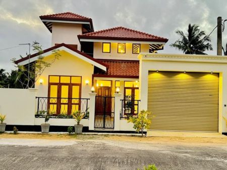 Exterior - Modern Luxury 4 Bed Rooms Newest House For Sale In Negombo Area Katuwapitiya