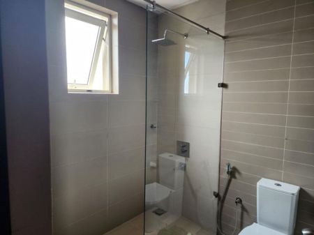 Bathroom - 121 Residencies - Spacious Apartment for sale in Colombo 5 / SQFT 2416 