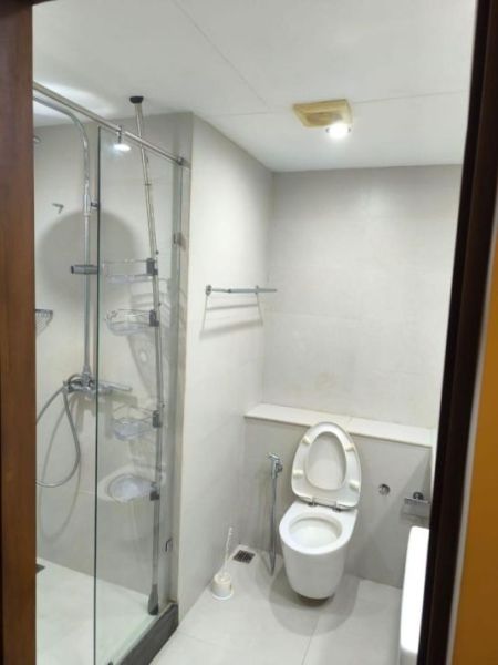 Bathroom - 3 Bedroom apartment for rent in Rajagiriya for Rs. 2.75 lakhs (Per Month)