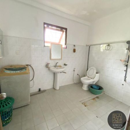 Bathroom - 4 Bedroom house for sale in Piliyandala for Rs. 25 million