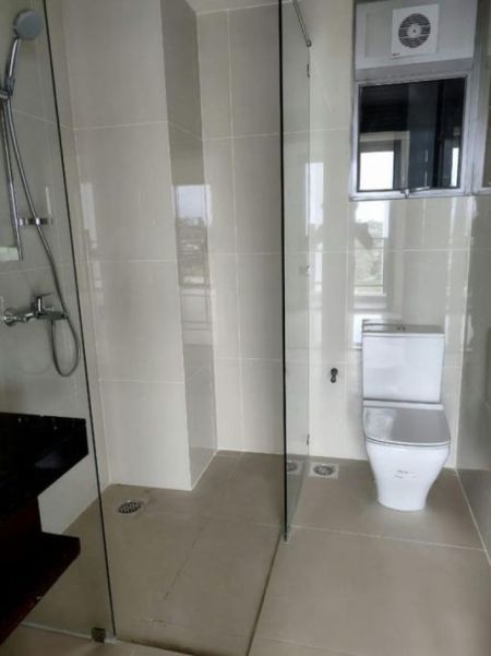 Bathroom - Aquaria - 02 Bedroom Unfurnished Apartment for Sale in Colombo 05 (A3629)