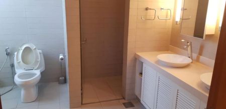 Bathroom - 2 bedroom apartment in Havelock City  for rent (3/4 bed available as well)