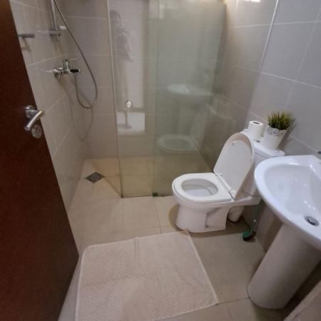 Bathroom - 3 Bedroom apartment for rent in Colombo 2 for Rs. 3.65 lakhs (Per Month)