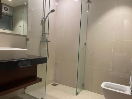 Bathroom - Aquaria/02beds/furnished apartment for rent in Colombo-05 