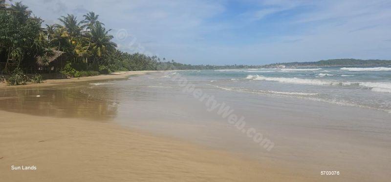  Beachfront land for sale/rent