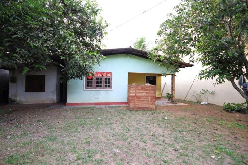  Land with house for sale/rent