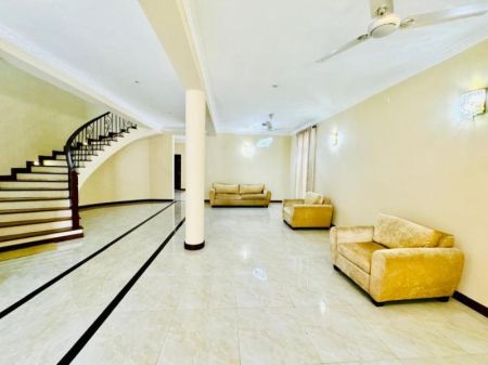 Living Room - (SE1213) 5 Bedroom house for sale in Nugegoda for Rs. 146 million (negotiable)