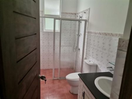 Bathroom - 3050 Sq. ft - 06 Bedrooms House for Rent in Colombo 06 (HL39013)