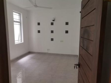 Bathroom - 3050 Sq. ft - 06 Bedrooms House for Rent in Colombo 06 (HL39013)