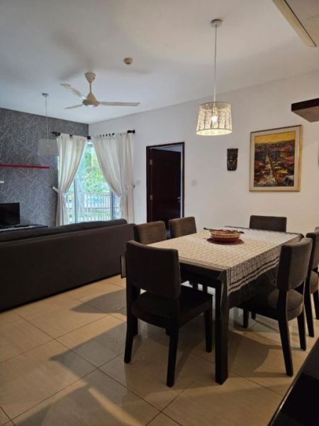 Dining room - On320 | 2 Bedroom apartment for rent in Colombo 2 for Rs. 2.90 lakhs (Per Month)