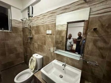 Bathroom - Apartment for sale in Nugegoda