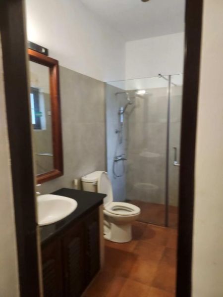 Bathroom - Villa for rent in Galle for Rs. 1 million (Per Month)