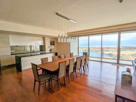 Dining room - 4BR Apartment for rent in (OGF) The Residences