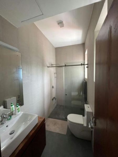 Bathroom - Signature Twelve – 03 Bedroom Unfurnished Apartment for Sale in Rajagiriya (A1735)