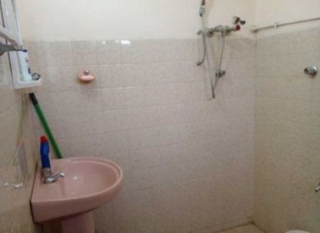 Bathroom - Room For Rent for a girl - Colombo-5