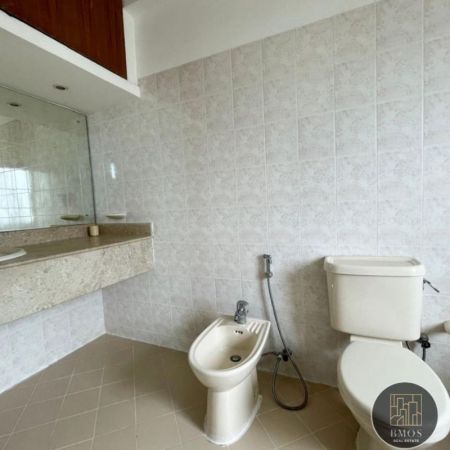 Bathroom - St James Residencies - 3 Bedroom apartment for rent in Colombo 3 for Rs. 2.25 lakhs (Per Month)