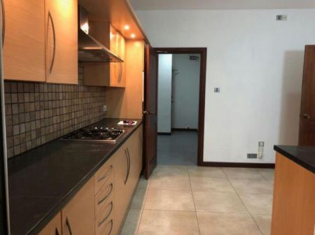 Kitchen - Iceland – 03 Bedroom Unfurnished Apartment for Rent in Colombo 03 (A1477)