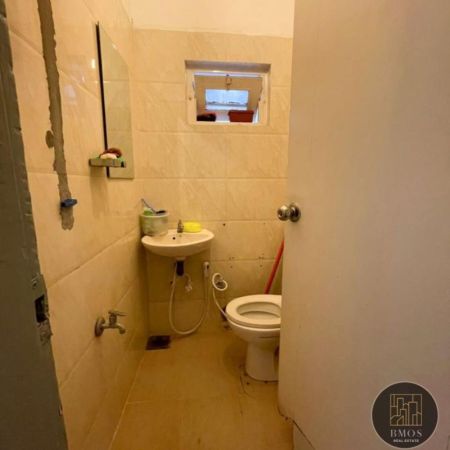 Bathroom - 3 Bedroom apartment for sale in Dehiwala for Rs. 26 million