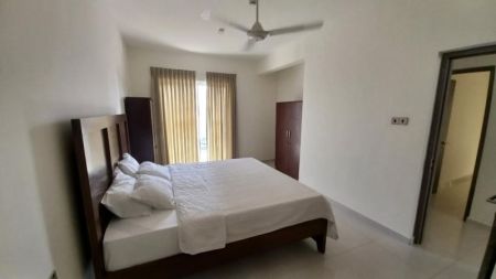 Bedroom - Capital Trust Fortress/03beds/short term/furnished/for rent in Rajagiriya 