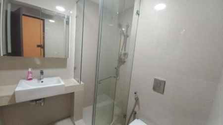 Bathroom - Capital Trust/03beds/short term/furnished/for rent in Colombo-05 