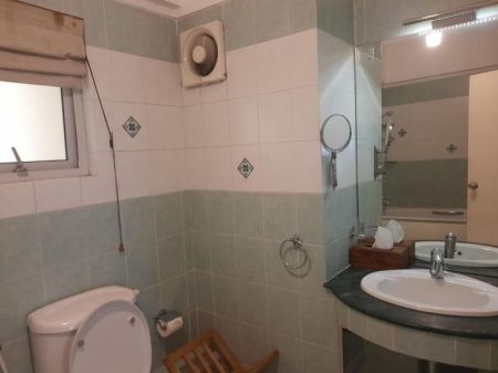 Bathroom - 3 Bedrooms Apartment For Rent In Colombo 7 @ Cinnamon Garden Residencies 