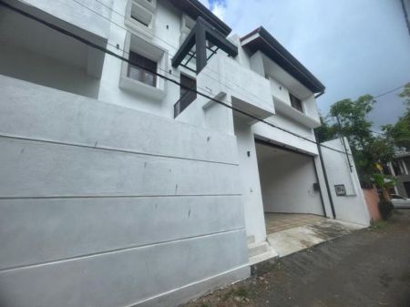 Kitchen - Brand New 5 Bedroom Spacious House for Sale in Boralesgamuwa