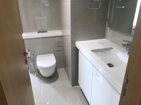 Bathroom - Shangri-La – 03 Bedroom Furnished Apartment for Sale in Colombo 02 (A1898)