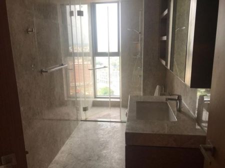 Bathroom - Shangri-La – 03 Bedroom Furnished Apartment for Sale in Colombo 02 (A1898)