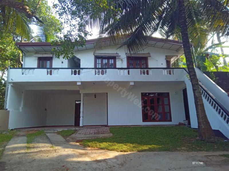  Land with house for sale/rent