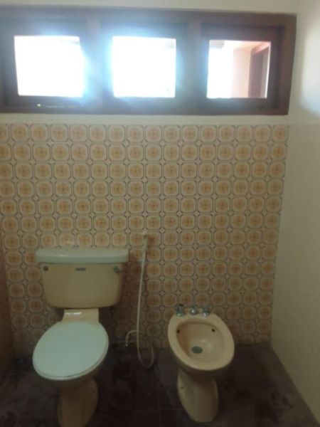 Bathroom - House For Rent In Colombo 3 (file No 851a) Facing Main Road 