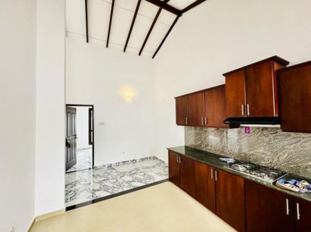 Kitchen - (MH214) 3 Bedroom house for sale in Athurugiriya for Rs. 18.50 million (negotiable)