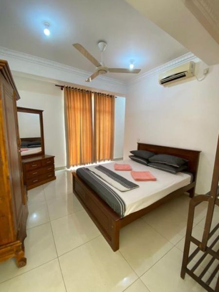 Bedroom - 3 Bedroom apartment for rent in Colombo 6 for Rs. 2.55 lakhs (Per Month)( PROPERTY CODE 102C )