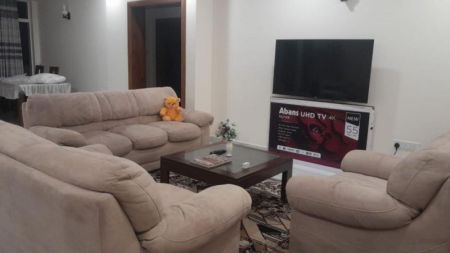 Living Room - 3 Bedroom apartment for rent in Colombo 6 for Rs. 2 lakhs (Per Month)