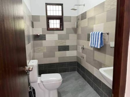 Bathroom - House For Sale In Malabe (file No 2216a)