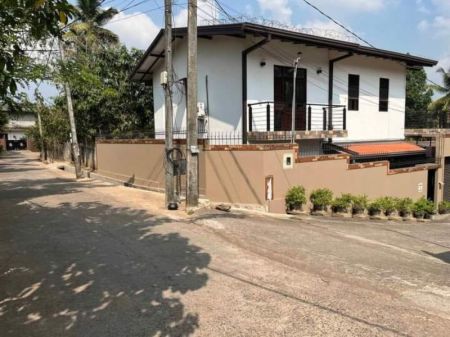 Living Room - House For Sale In Malabe (file No 2216a)