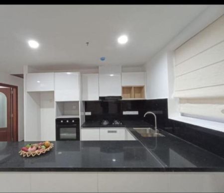 Kitchen - Prince Alfred/03beds/ furnished/for rent in Colombo-03.