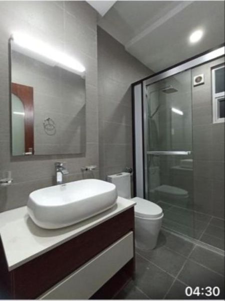 Bathroom - Prince Alfred/03beds/ furnished/for rent in Colombo-03.