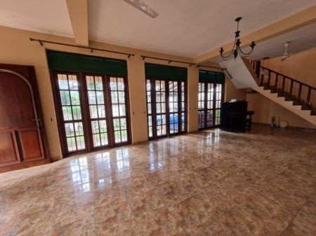 Living Room - 03 Bedroom House for Sale in Nugegoda