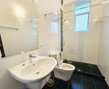 Bathroom - Cornish Apartment| 3BR Apartment| Fully furnished| Rent